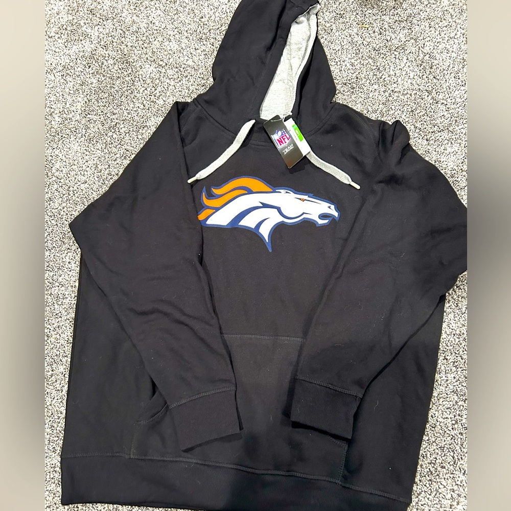 NWT NFL Denver Broncos Hoodie